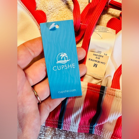 Cupshe Bikini Bralette & Cheeky Bottoms Set - Picture 7 of 7